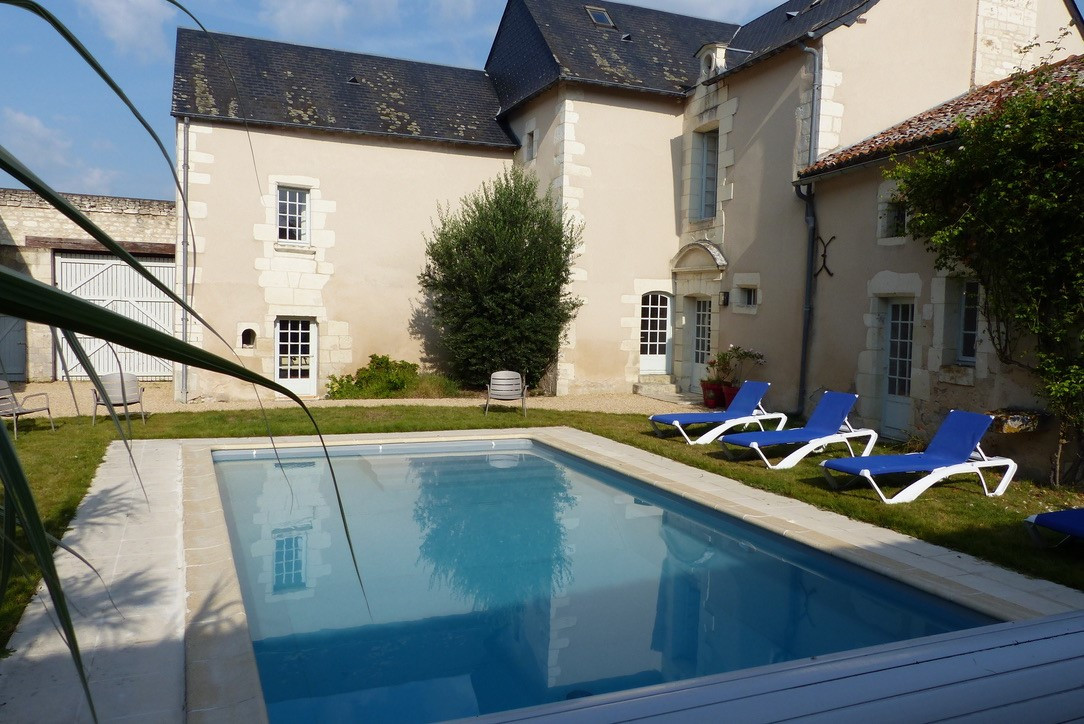 photo 0