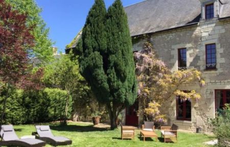 G&icirc;te de groupe n&deg;37G24721 Ligr&eacute; - Indre-et-Loire - (photo du propri&eacute;taire)