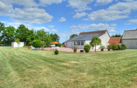 G&icirc;te n&deg;37G24501 Druye - Indre-et-Loire - photo