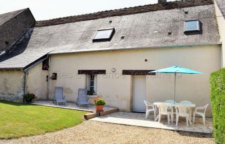 G&icirc;te n&deg;37G7911 Saint-Antoine-du-Rocher - Indre-et-Loire - photo