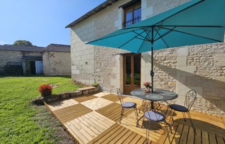 G&icirc;te n&deg;37G30131 Nueil-sous-Faye - Indre-et-Loire - photo