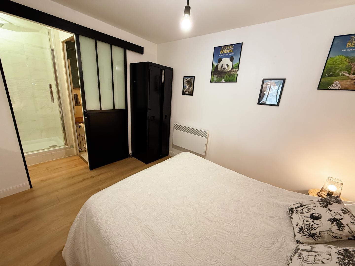 L'appartement chez B et A - La chambre double photo 19